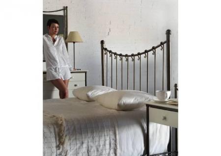 Cama Sara